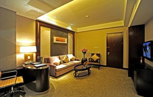 Landison Hotel Nantong Juegangzhen Buitenkant foto